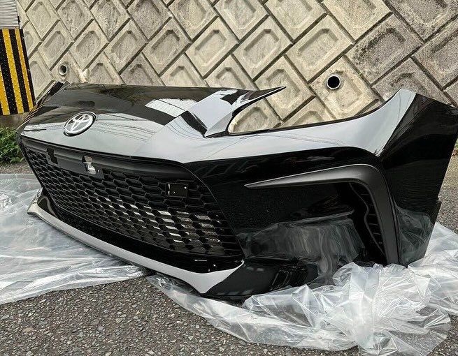 TOYOTA GR86 GENUINE OEM FRONT BUMPER — BLACK SILICA